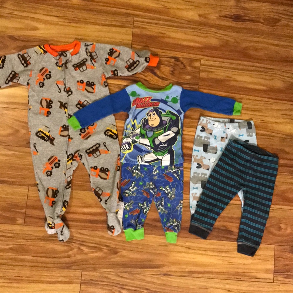 12 month pjs